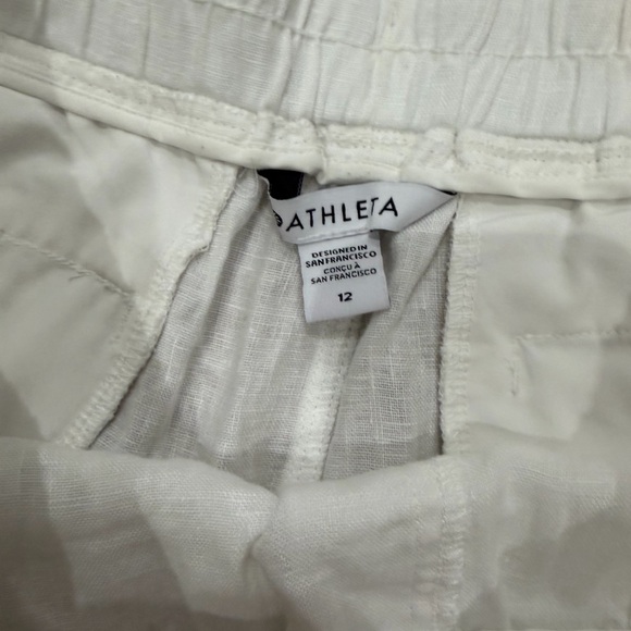 White Casual Drawstring Linen Shorts - Picture 3 of 3